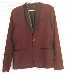 Guess male burgundy jacket